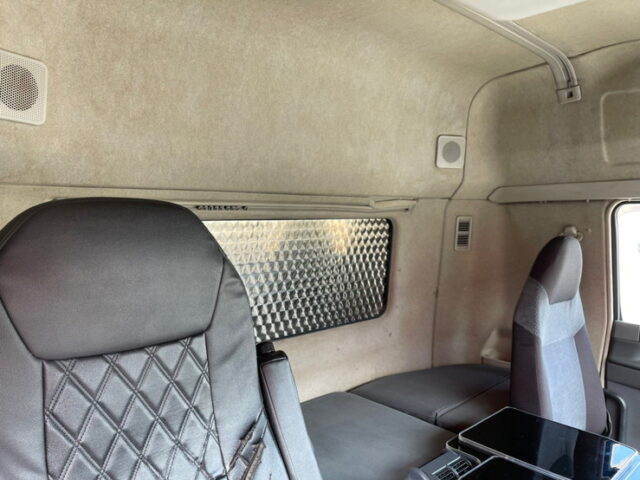 【951】H24　スーパーグレート　ハイルーフ　冷凍バン　ジョロダー4列　キーストン床　サブエンジン冷凍機