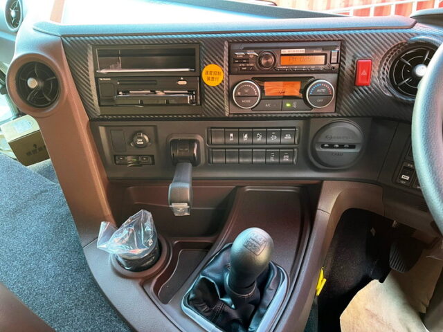 【911】R3　17プロフィア　造りボディ　ウィング　格納ゲート付　7速MT　未使用車