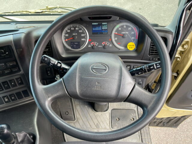 【1011】H26　プロフィア　ハイルーフ　10輪　ウィング　観音ステンレスウロコ　内高2,471