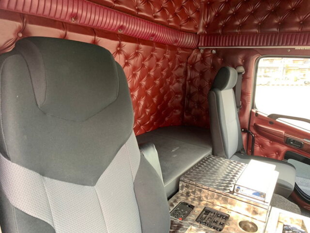 【1022】H27　プロフィア　トレーラーヘッド　ハイルーフ　架装多数　第5輪荷重11,000㎏