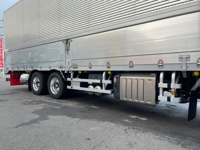 【1114】R4　17スーパーグレート　ハイルーフ　ウィング　登録済未使用　エアサス