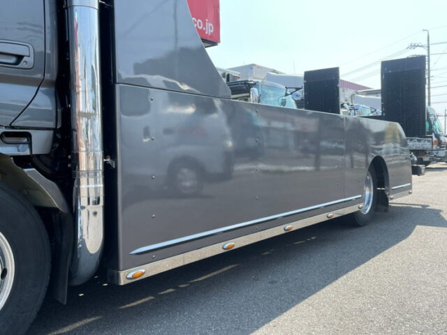 【986】H22　ダイナ　積載車　5700ワイド　カスタム　低走行　煙突マフラー(ダミー)