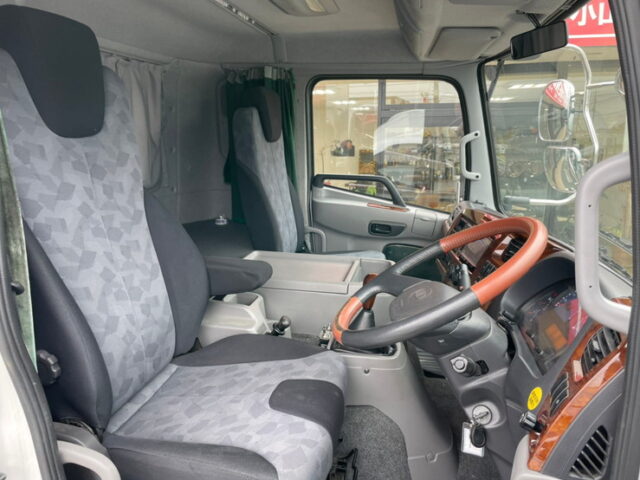 【1147】H27　コンドル　冷凍ウィング　造りボディ　増トン　アルミシマ床