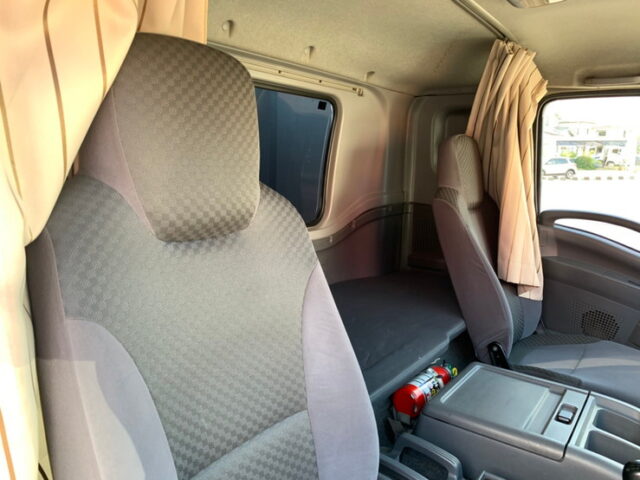 【1163】H28　フォワード　ウィング　6200　ワイド　板バネ　跳上パワーゲート　積載量2,650㎏