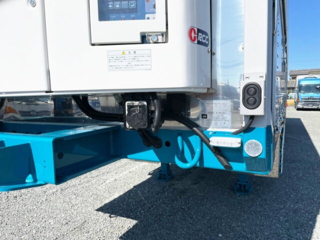 【1301】R4 トレクス トレーラー冷凍ウィング 3軸 未使用 車検付 前壁サブエンジン ジョロダー4列