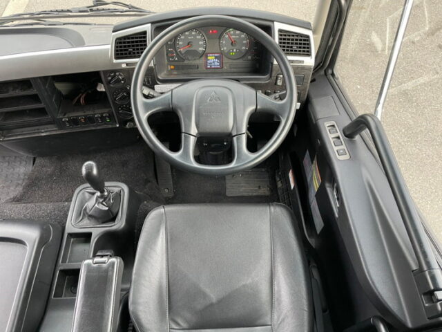 【1306】R1　ファイター　平ボデーアルミB　造りボディ　6200セミワイド　床鉄　低走行