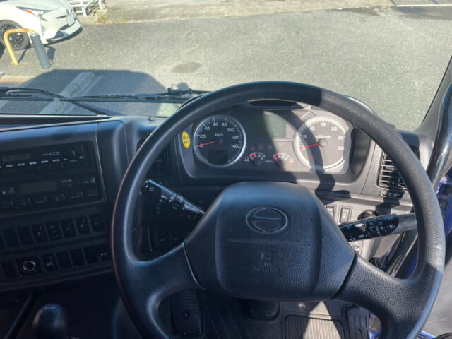 【1335】H27　プロフィア　ハイルーフ　ウィング　7速MT　木床　走行距離53万km