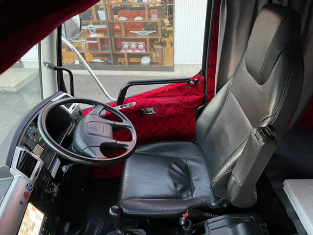 【1309】H31　ファイター　6200セミワイド　床鉄　室内一部加工　240馬力