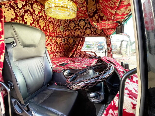 【1412】H30　17スーパーグレート　ハイルーフ　冷凍バン　プレミアムライン　サブエンジン式冷凍機　ジョロ4キーストン