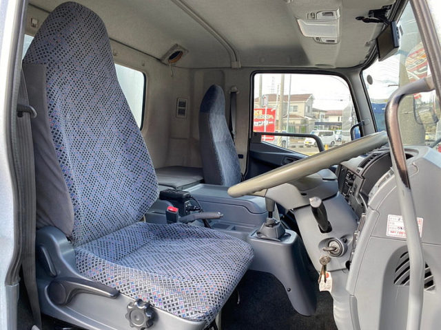 【621】H20　ファイター　エアサス　冷凍バン　横扉