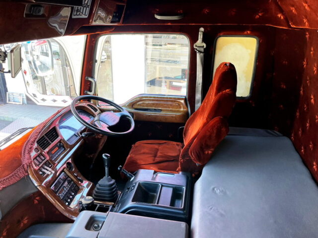 【1517】H15　ギガ　ハイルーフ　冷凍ウィング　造りボディ　1M10アオリ　キャデラックバンパー　410馬力