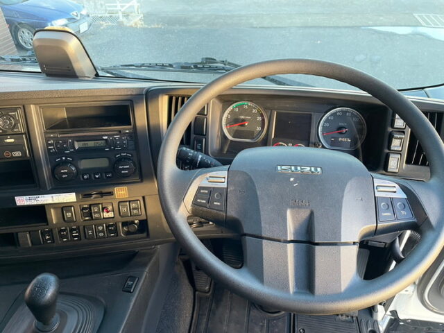 【1367】R3　ギガ　ハイルーフ　ウィング　新明和跳上ゲート　エアサス　低走行　リア門口ステンレス