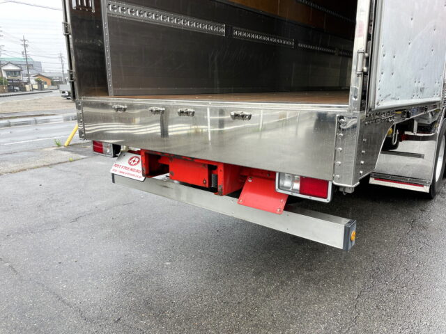 日野　17プロフィア　ハイルーフ　ウィング　造りボデー　1M10アオリ　内装生地張り