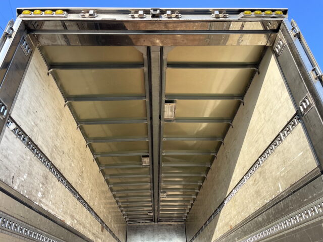 スーパーグレート　ハイルーフ　ウィング　ヤマダ造りボデー　国産エンジン　7速MT