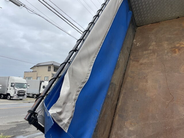 日野　デュトロ　標準幅　10尺　ダンプ　架装多数　エアー式バンパー昇降機　150馬力