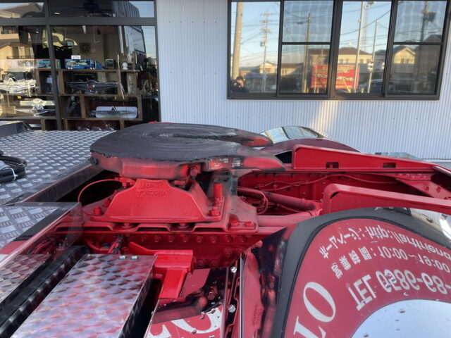 スーパーグレート　ハイルーフ　トレーラーヘッド　架装多数　ブタ鼻　7速MT