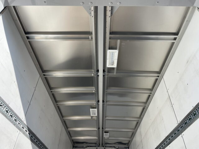 日野　17レンジャー　ハイルーフ　ウィング　6200ワイド　エアサス　240馬力