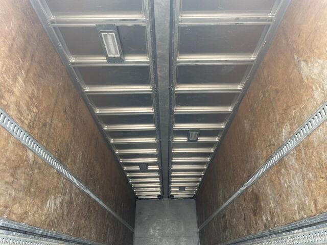 いすゞ　ギガ　ハイルーフ　アルミウィング　380馬力　リア門口ステンレス　