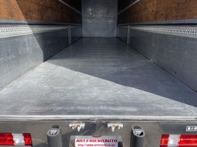 日野　17プロフィア　ハイルーフ　ウィング　後輪エアサス　380馬力