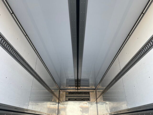 日野：１７レンジャー：ワイド：冷凍ウィング：AT：トレクス造りボデー：ステンレス多数：アルミホイール　