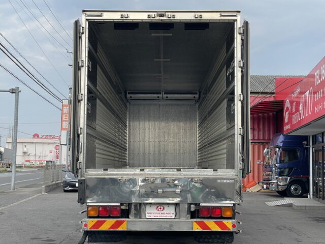 いすゞ　ギガ　ハイルーフ　冷凍バン　サブエンジン　両側観音扉　ステンレス多数