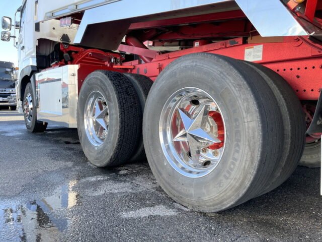 日野：17プロフィア：ダンプ：ハイルーフ：Ｌゲート：アルミホイール：メッキ多数