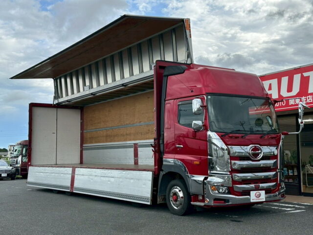 日野：17プロフィア：ハイルーフ：ウィング：メッキ多数：格納パワーゲート