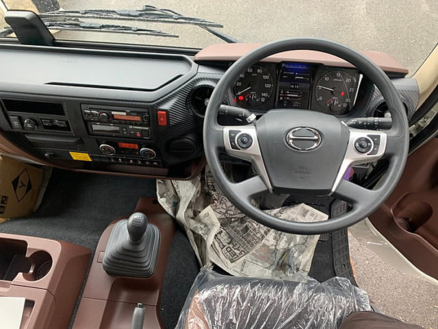 【700】R2　17レンジャー　冷凍ウィング　6800造りボディ　エアサス