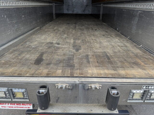 日野：17プロフィア：ハイルーフ：ウィング：アルミホイール：リア門口ステンレス