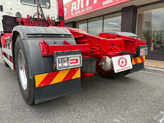 日野：17プロフィア：ハイルーフ：トレーラーヘッド：7速MT：450馬力：E13Cエンジン