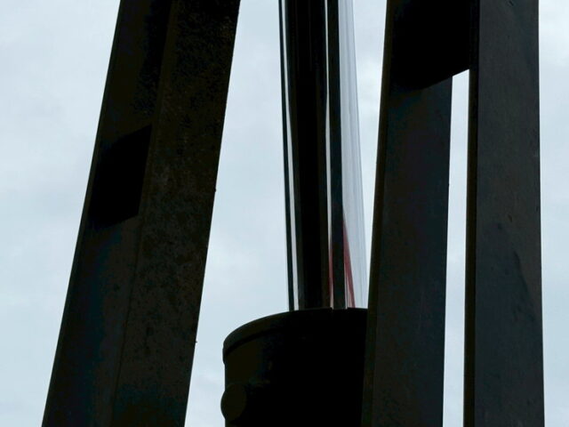 日野：17プロフィア：ダンプ：5300×2300：メッキ多数：7速MT：380馬力：電動コボレーン