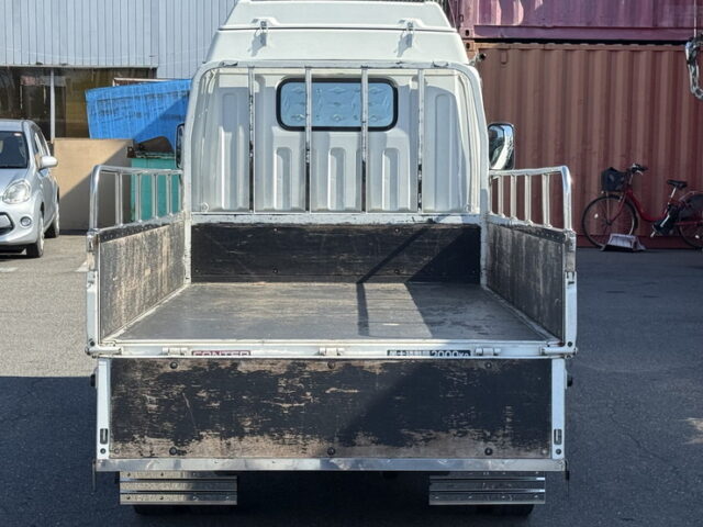 キャンター：平ボデー：標準幅：10尺長：カスタム：オートマ：煤焼き有：150馬力