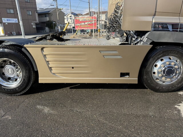 日野：プロフィア：ハイルーフ：トレーラーヘッド：エアロ付：エアサス：450馬力