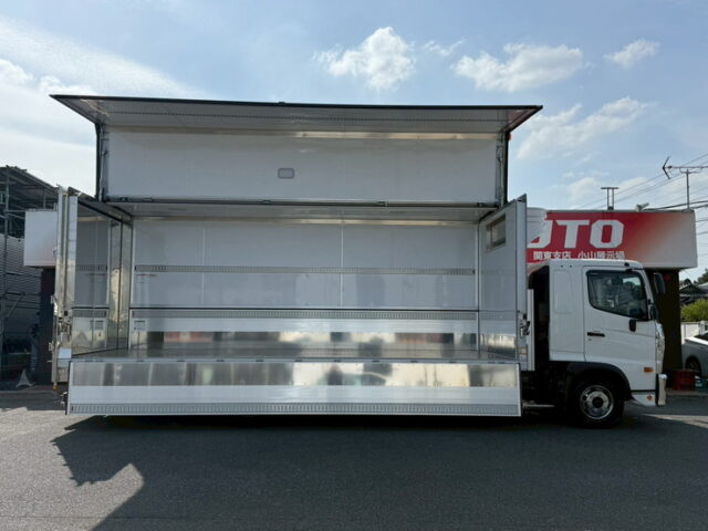 日野：17レンジャー：冷凍ウィング：未使用車：-30度設定：6速MT：240馬力