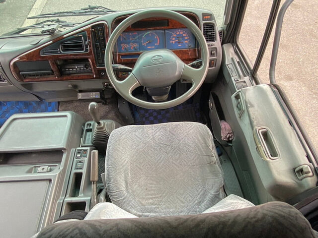 【760】H13　スペースレンジャー　冷凍ウィング　6500ボディ　セミワイド　板バネ