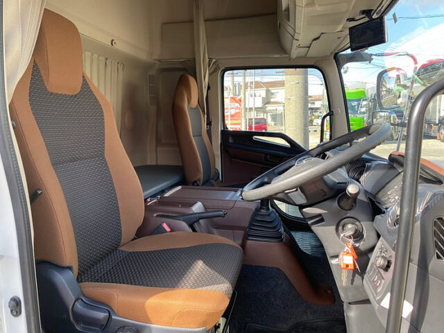 【767】R1　17レンジャー　ウィング　エアサス　格納ゲート