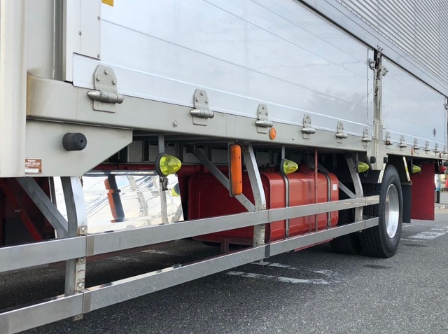 【286】三菱ふそうファイター　セミワイド　アルミウイング　リアエアサス