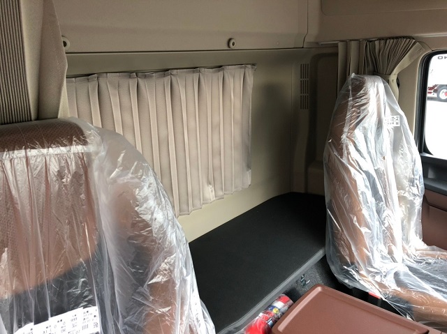 【285】日野　レンジャープロ　アルミウイング　ハイルーフ　リヤエアサス　未使用車