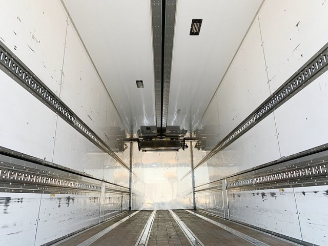 【582】いすゞ　ギガ　冷凍ウィング　総輪エアサス　サブエンジン　ジョロダー4列