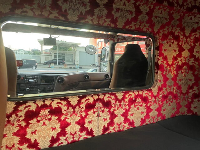 R1　プロフィア　冷凍バン　横扉　7MT　ステンレス多数