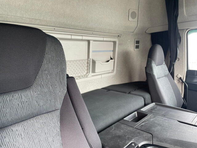 17スーパーグレート　ハイルーフ　冷凍ウィング　90アオリ　格納ゲート付　サブエンジン