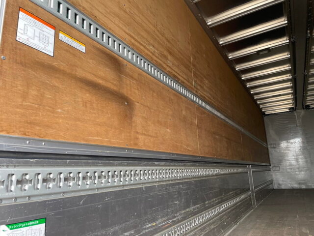 H30 プロフィア　アルミウィング　リア門口ステンレス　