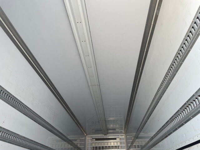 日野　17プロフィア　冷凍ウィング　ステンレス多数　菱重製冷凍機TDJS100DC