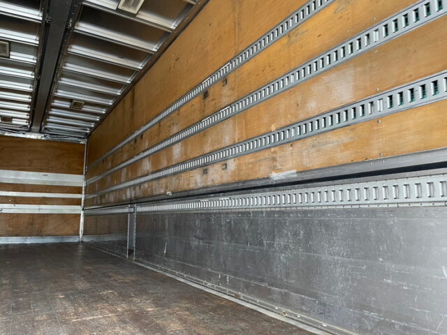 日野　プロフィア　ハイルーフ　ウィング　リア門口ステンレス　7速　E13Cエンジン