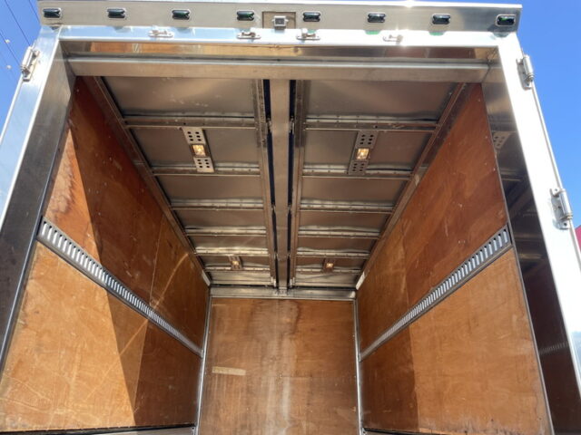 いすゞ　エルフ　ウィング　架装多数　波板ステンレス　造りボディ　ワイド