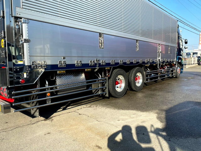 17プロフィア　ハイルーフ　ウィング　造りボディ　90アオリ　ステンレス多数　7速MT