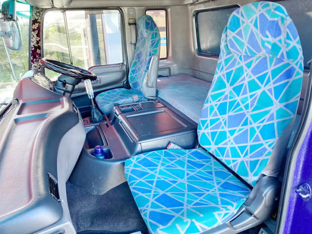 【533】H12　テラヴィ　アルミウィング　エアサス　門口ステンレス