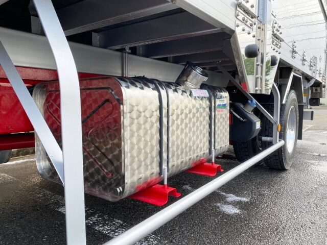 【896】H28　ファイター　ウィング　山田造りボデー(未使用)　セミワイド　エアサス　委託販売