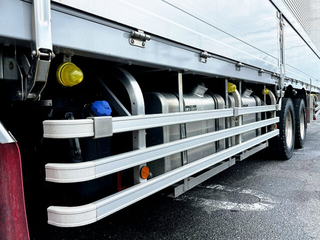 【953】H29　プロフィア　ハイルーフ　ウィング　総輪エアサス　門口ステンレス　走行キョリ50万km以下