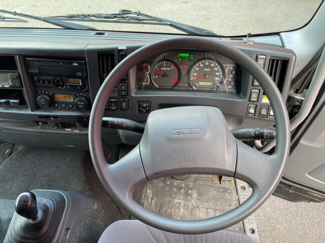 【982】H28　フォワード　冷凍ウィング　エアサス　6200ワイド　格納ゲート　架装多数